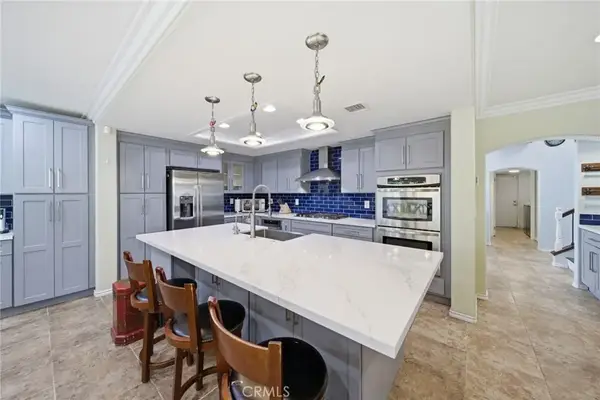 24484 Lincoln Avenue, Murrieta, CA 92562