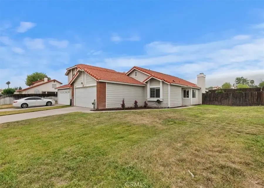 27870 Fieldstone Drive, Highland, CA 92346 - #2