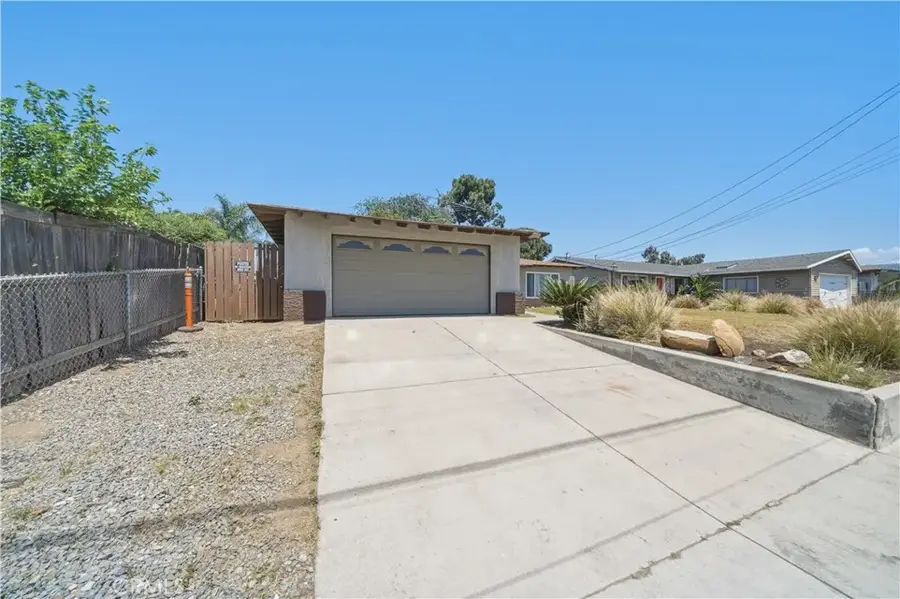 14732 Whittram, Fontana, CA 92335 - #3