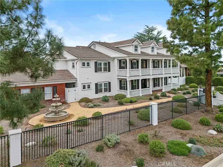 7021 Wyndham Hill, Riverside, CA 92506 - #2