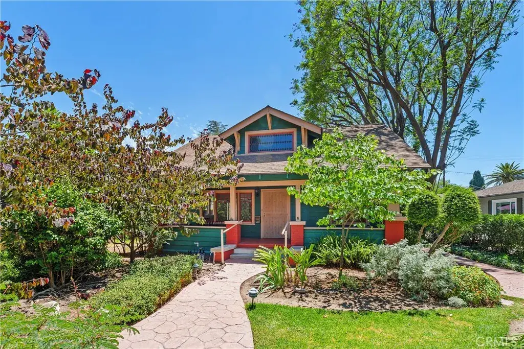3892 Oakwood Place, Riverside, CA 92506 - #1