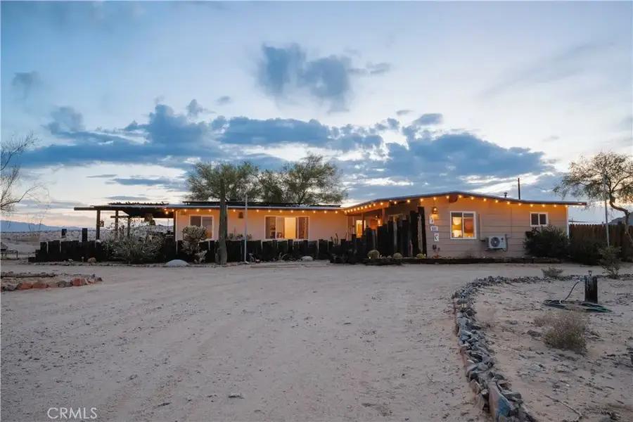 80277 Wikieup, Twentynine Palms Yucca Valley, CA 92277 - #2