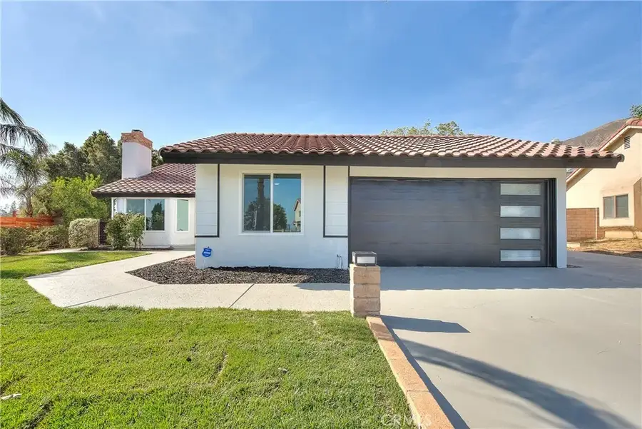 3082 Lynwood Drive, Highland, CA 92346 - #2