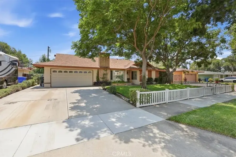 10426 Bonneville, Riverside, CA 92505 - #2