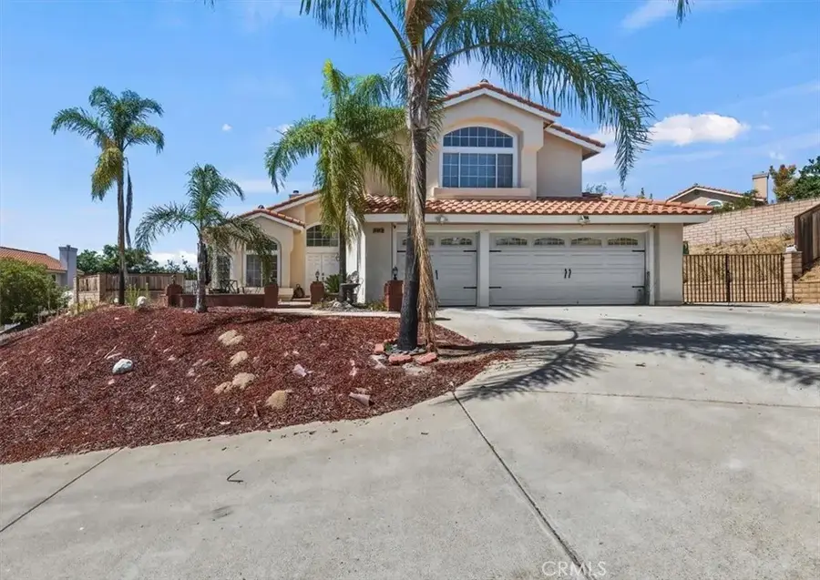 352 Leafwood Court, Riverside, CA 92506 - #2