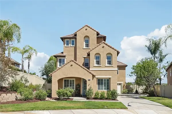 33380 Scarborough Ln, Temecula, CA 92592