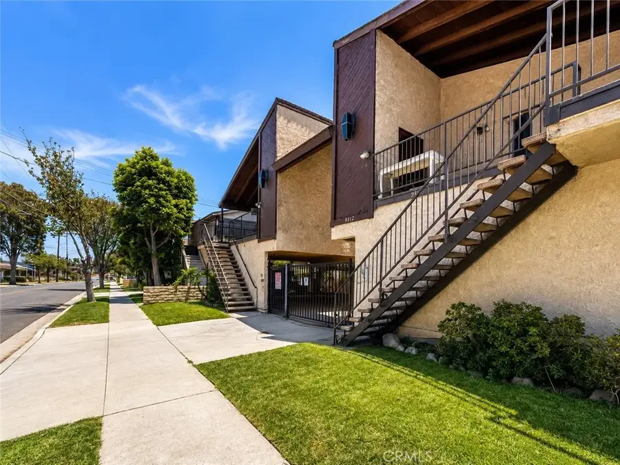 9312 Palm Street #205, Bellflower, CA 90706 - #2