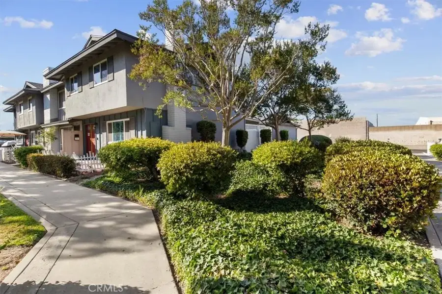 1437 Sycamore, Tustin, CA 92780 - #3