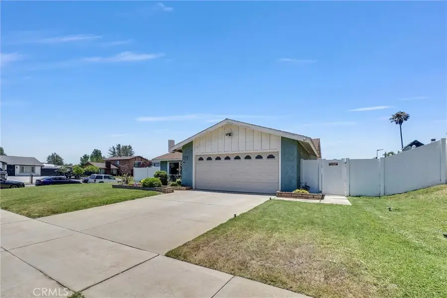 896 N Arrowhead, Rialto, CA 92376 - #2