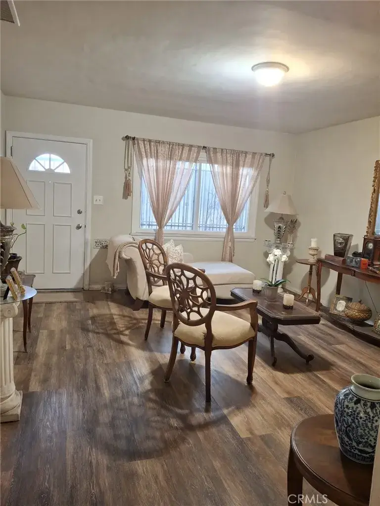 1346 W Century, Los Angeles, CA 90044 - #2