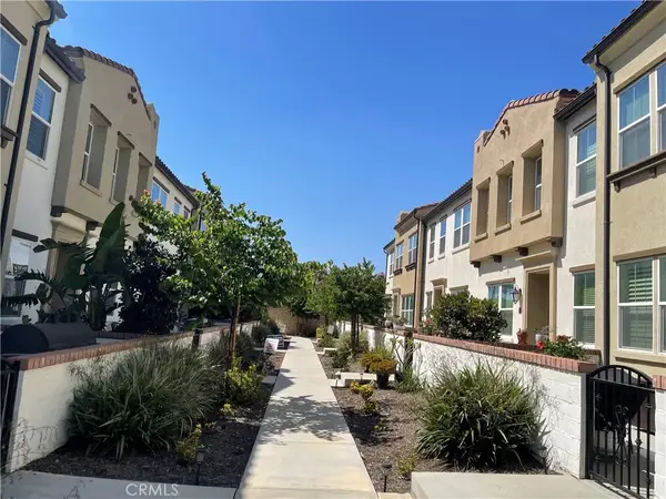 3305 E Midsummer Privado #4, Ontario, CA 91762