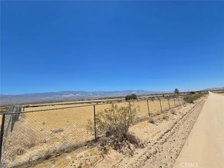 37915 Rabbit Springs, Lucerne Valley, CA 92356 - #3