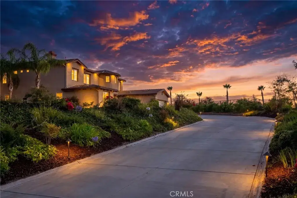 1268 Las Ventanas, Riverside, CA 92508 - #1