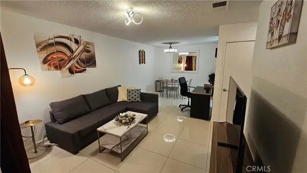 2857 N Los Felices #110, Palm Springs, CA 92262