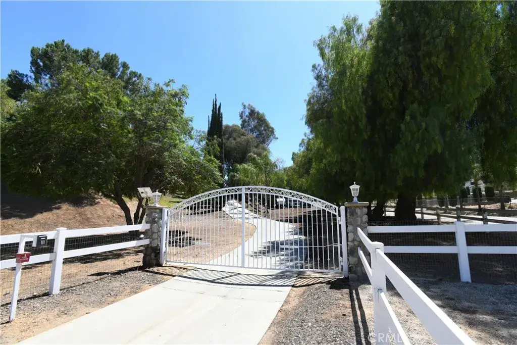17371 Mockingbird Canyon, Riverside, CA 92504 - #1
