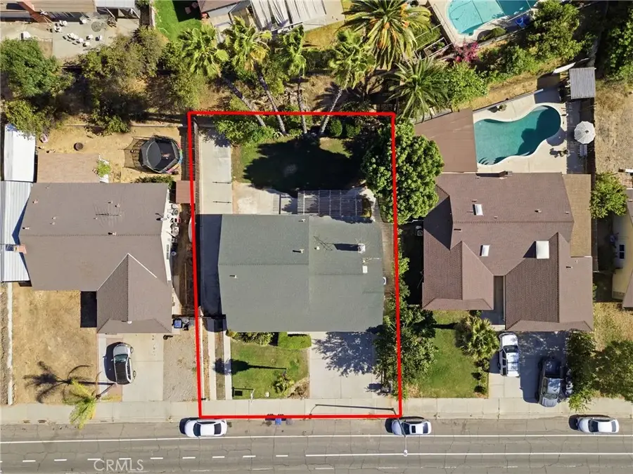 370 W Blaine, Riverside, CA 92507 - #2