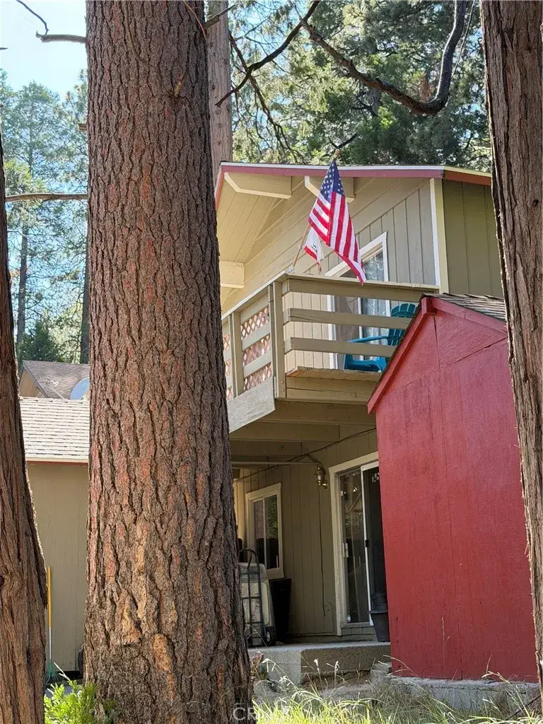 31861 Hollow Way, Running Springs, CA 92382 - #1