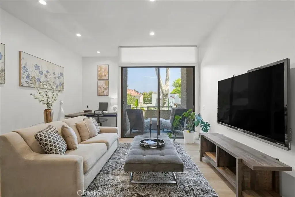 484 E California #8, Pasadena, CA 91106 - #1
