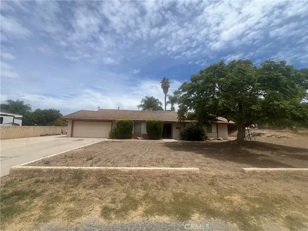 17450 Paula, Riverside, CA 92504 - #1