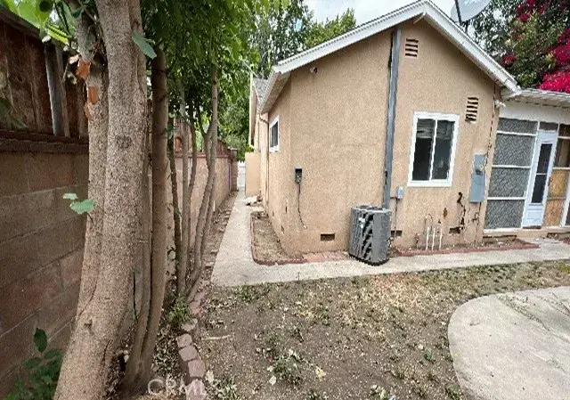 7106 Jellico Avenue, Van Nuys, CA 91406 - #2