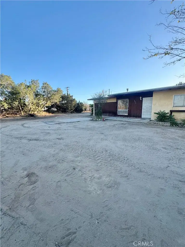 15872 Muscatel, Hesperia, CA 92345 - #1