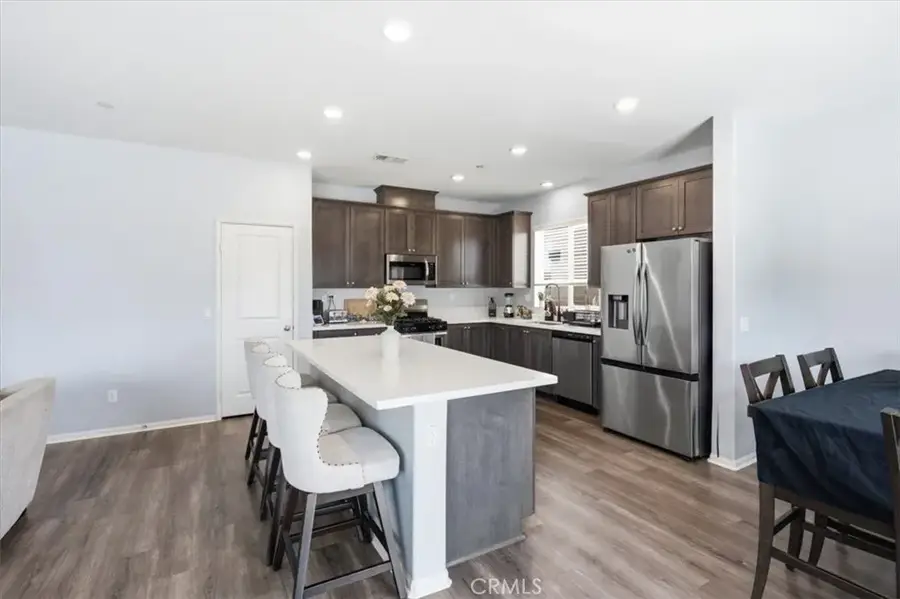 15727 Akron, Victorville, CA 92394 - #2