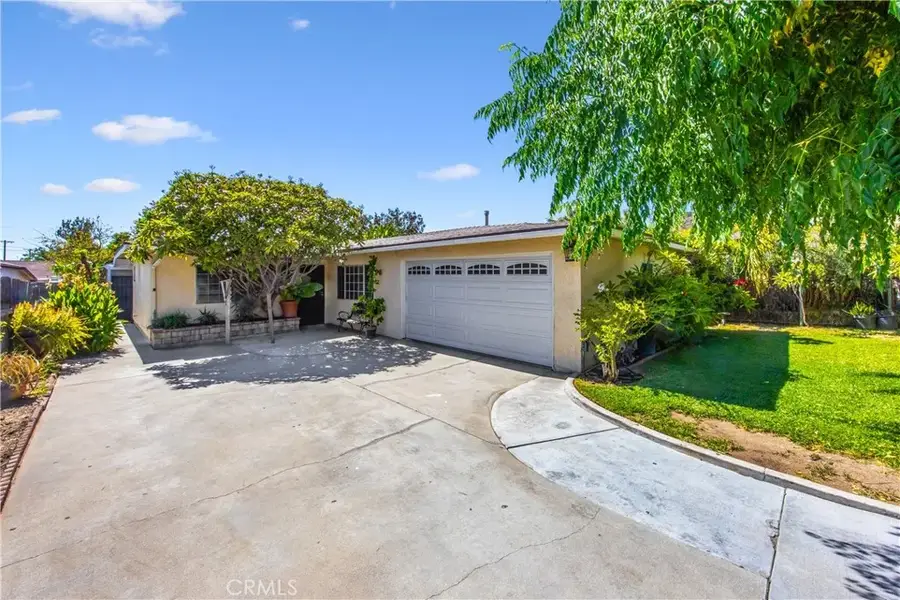7186 Olive St, Highland, CA 92346 - #2