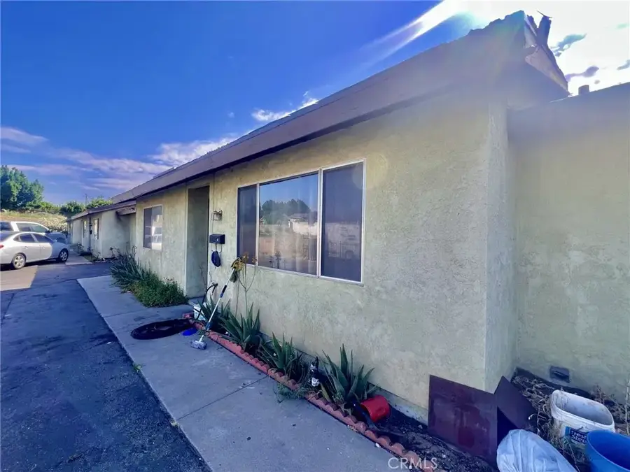 17352 Valencia, Fontana, CA 92335 - #3