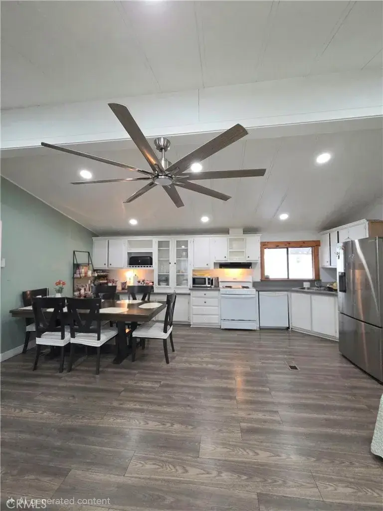 350 E E San Jacinto Space 21, Perris, CA 92671 - #2
