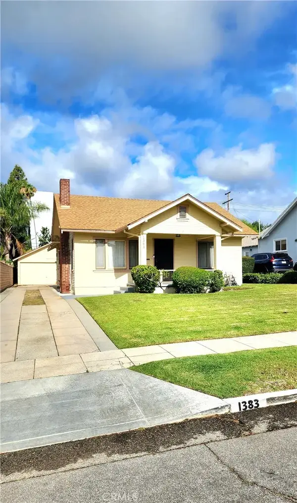 1383 N Oxford, Pasadena, CA 91104