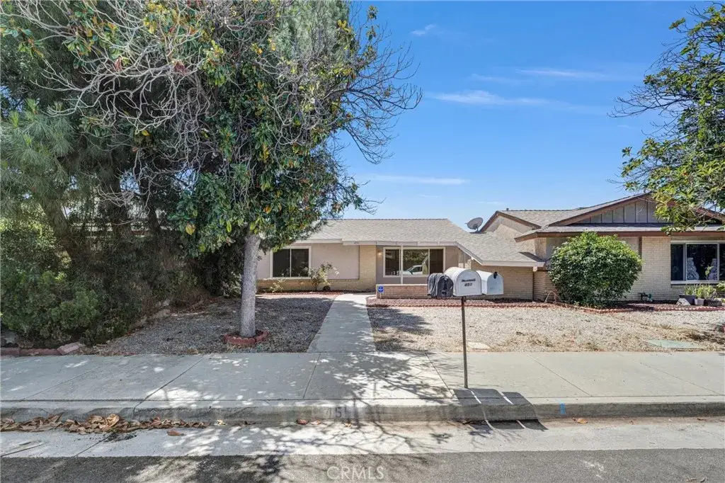 451 Magnolia Circle, Hemet, CA 92543 - #1