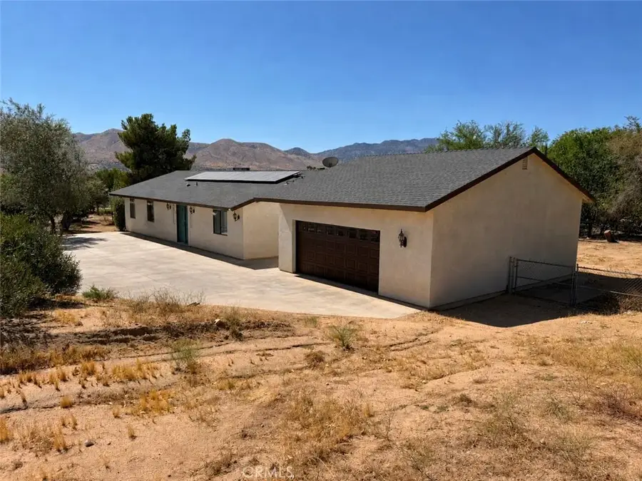 7850 Calpella, Hesperia, CA 92345 - #2
