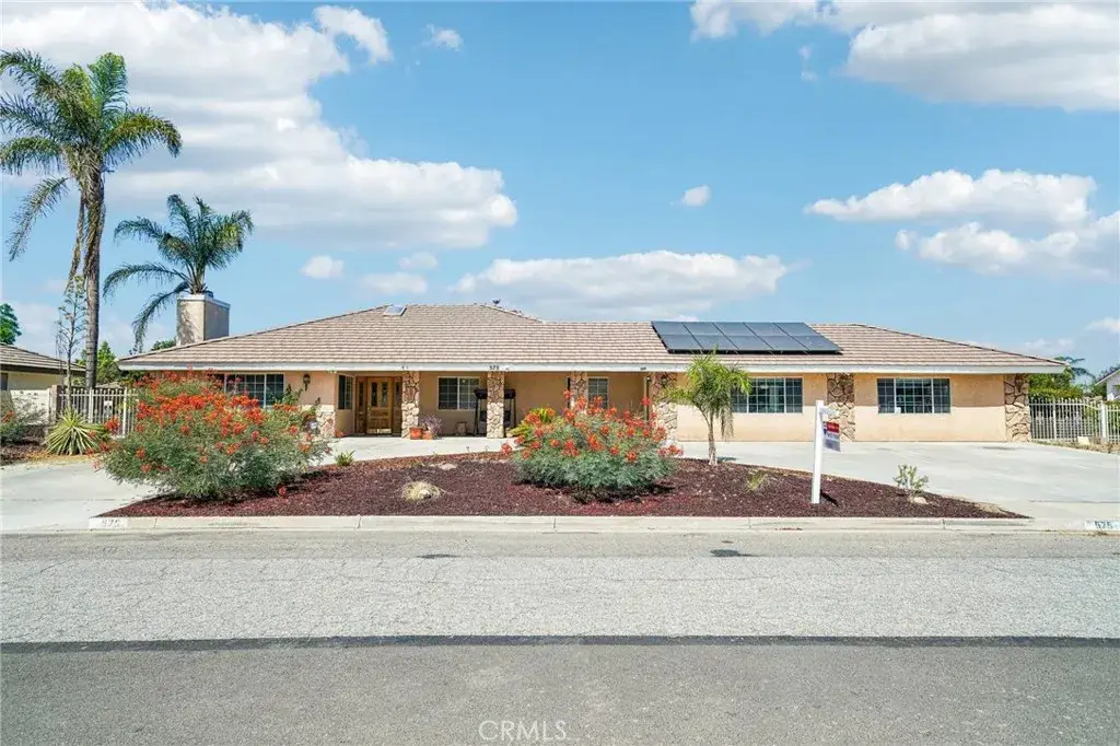 575 Lauresa, Hemet, CA 92544 - #1