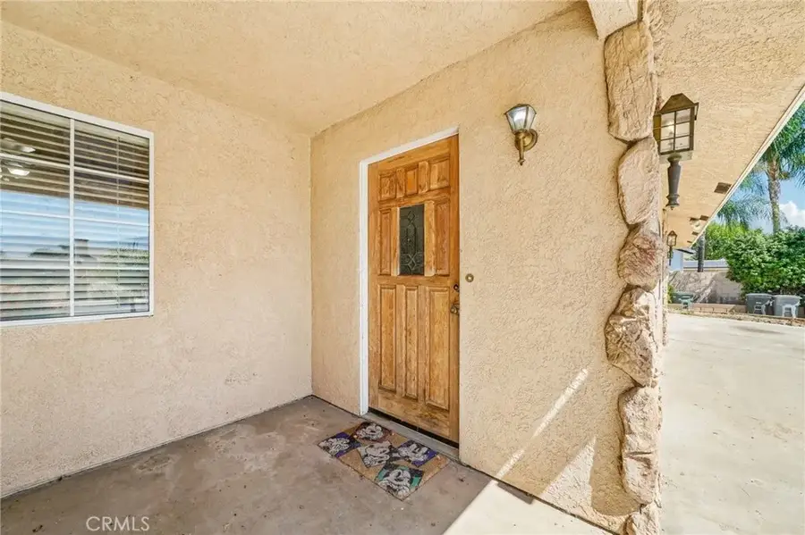 575 Lauresa, Hemet, CA 92544 - #2