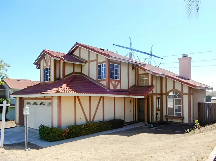 9383 Stone Canyon, Corona, CA 92883 - #2