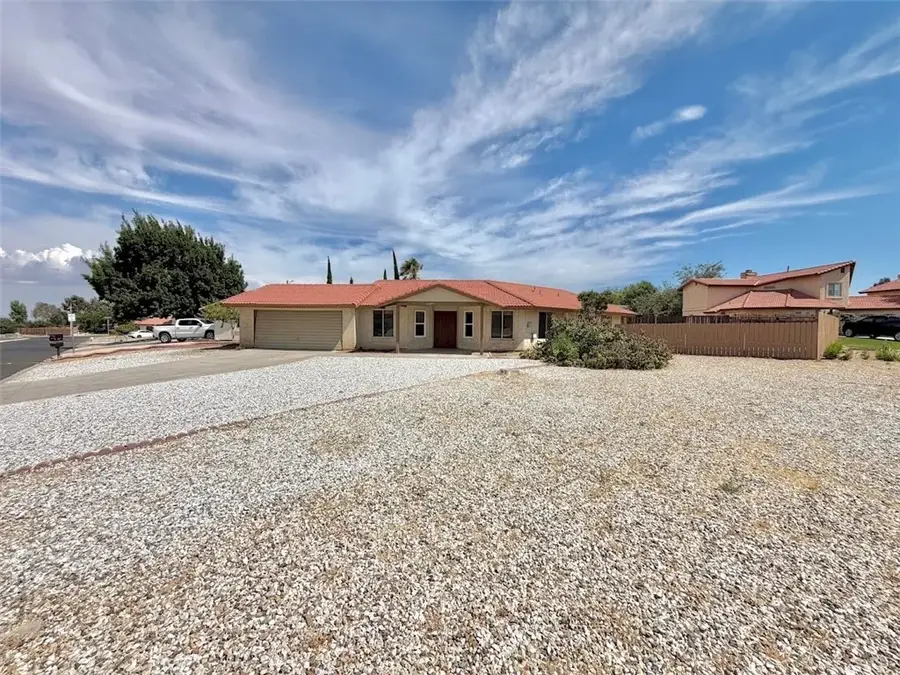 14409 Riverside, Hesperia, CA 92345 - #2
