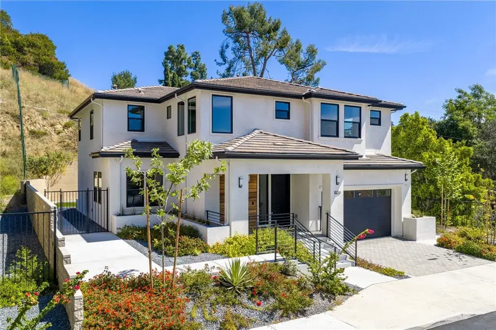 1029 N Staley Lane, Los Angeles, CA 90042 - #1