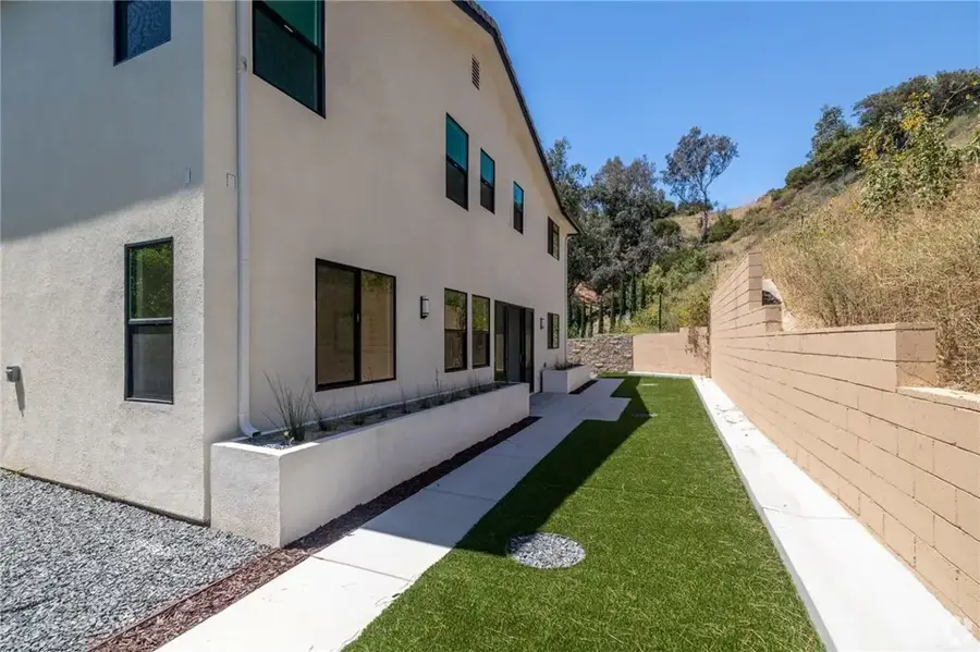 1029 N Staley Lane, Los Angeles, CA 90042 - #3