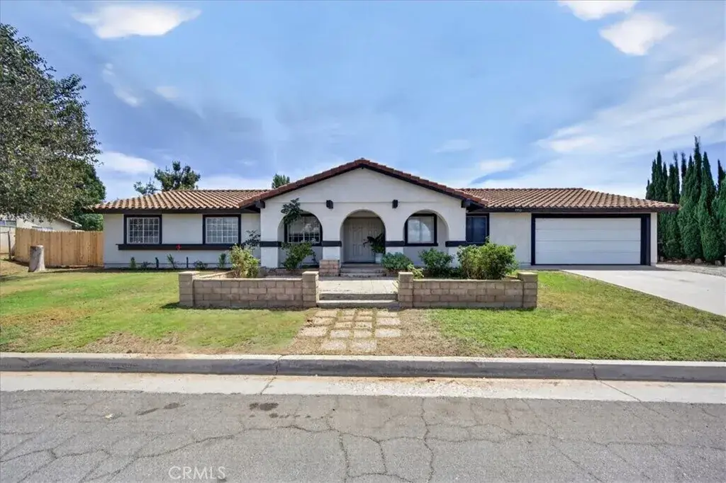 7950 Olivia Way, Riverside, CA 92509 - #1
