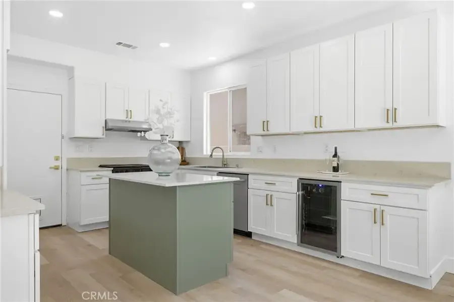 112 Manzanita, Tehachapi, CA 93561 - #2