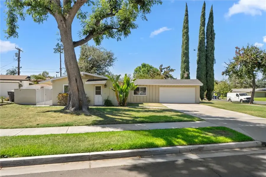 4432 Beverly Court, Riverside, CA 92506 - #2