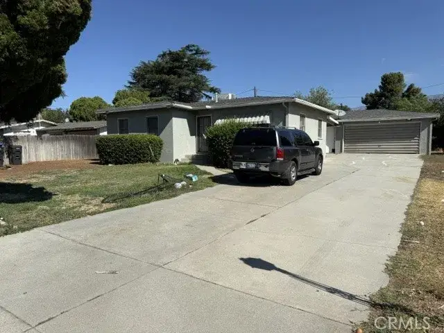 1425 W Hays, Banning, CA 92220 - #2