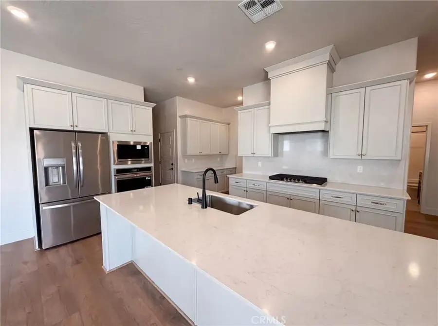2246 N Marion, Clovis, CA 93619 - #2