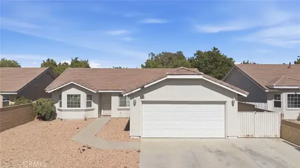 44846 Fenhold, Lancaster, CA 93535