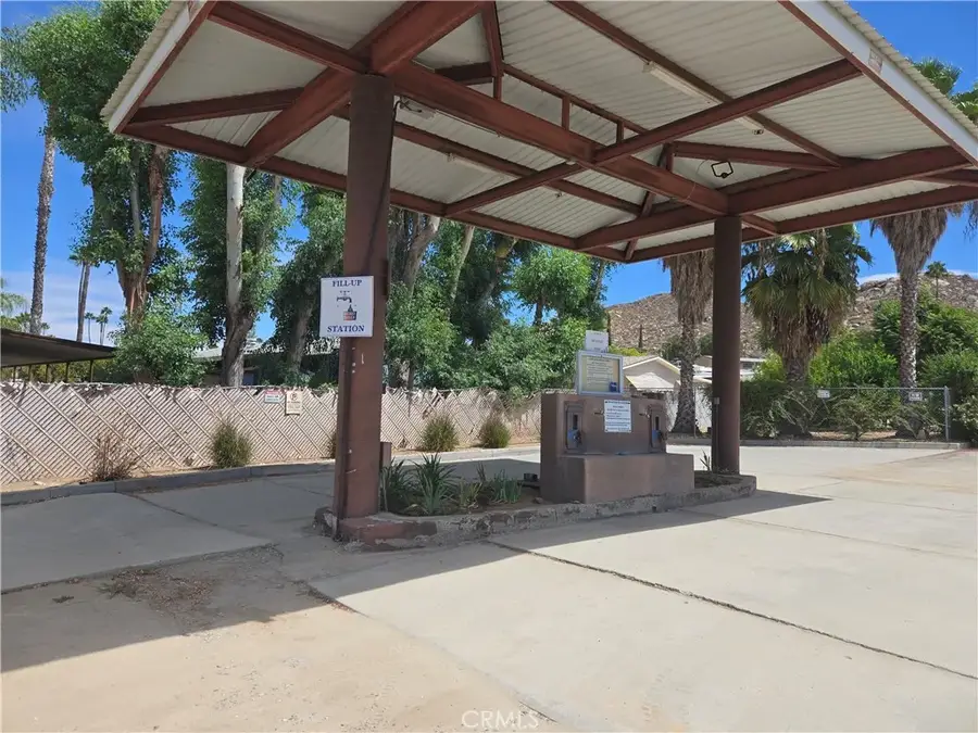 1690 S State, Hemet, CA 92543 - #3