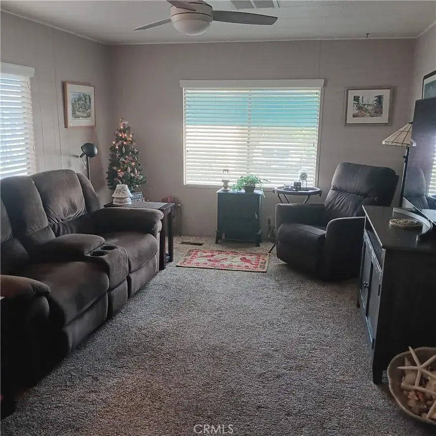 575 Lyon #142, Hemet, CA 92543 - #3