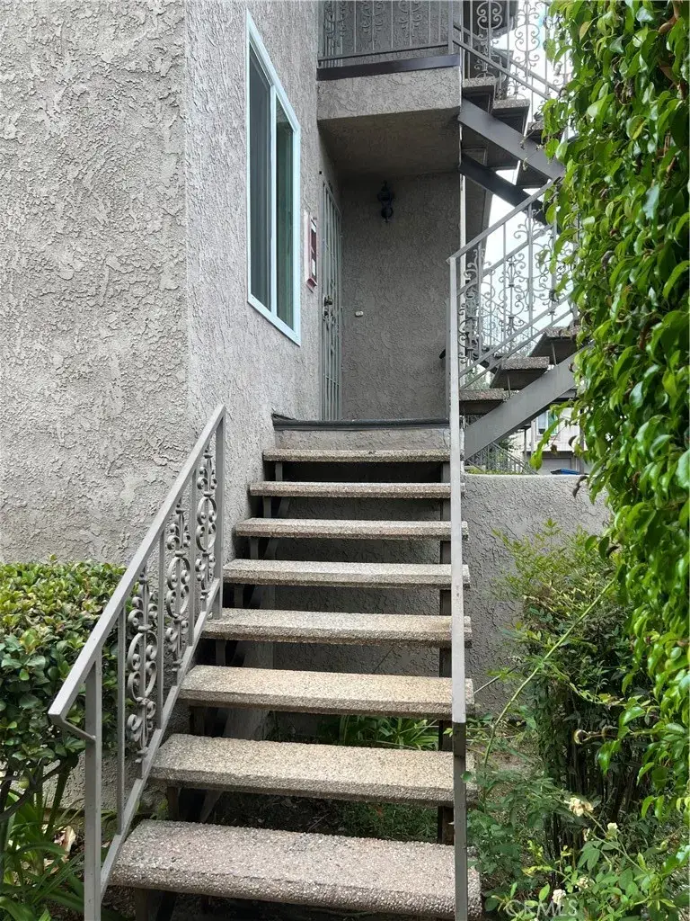 5484 Dobbs Street #130, Los Angeles, CA 90032 - #2