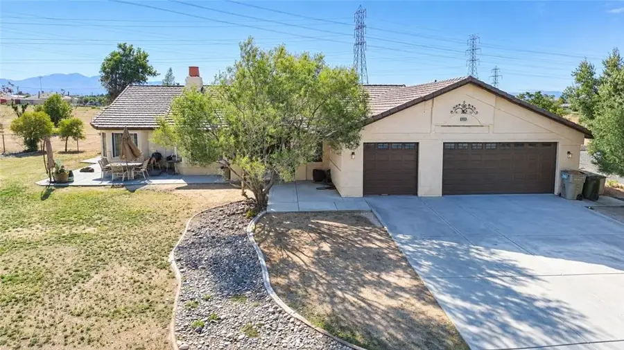 8026 Primrose Avenue, Oak Hills, CA 92344 - #2