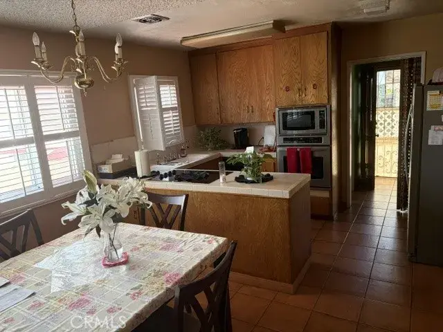 944 Kenwood, Inglewood, CA 90301 - #2