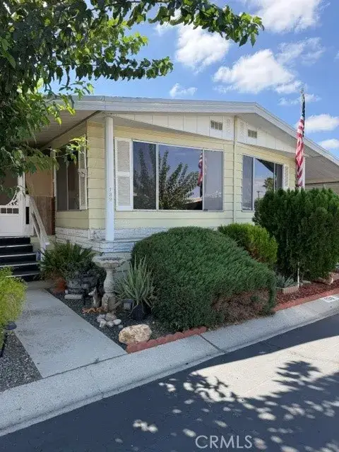 575 S Lyon #139, Hemet, CA 92543 - #2